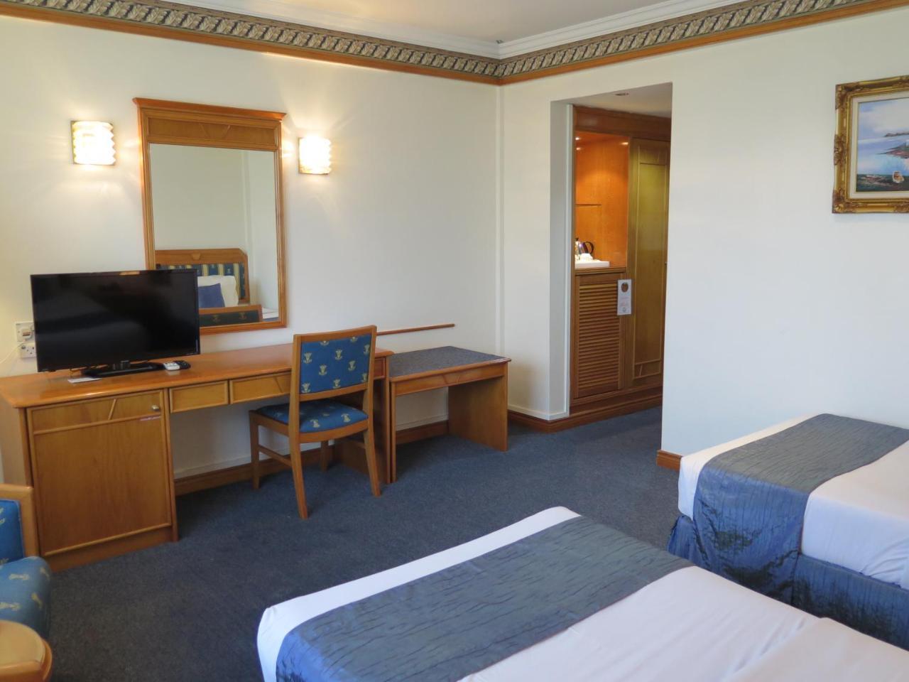 Sea View Resort Hotel & Apartments Kuala Belait Экстерьер фото
